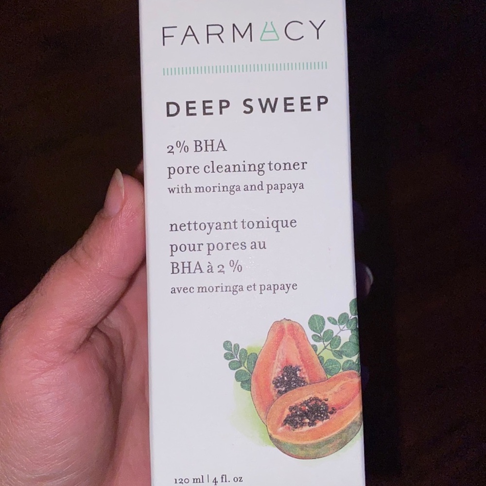 Farmacy deep sweep 2% pore cleaning toner